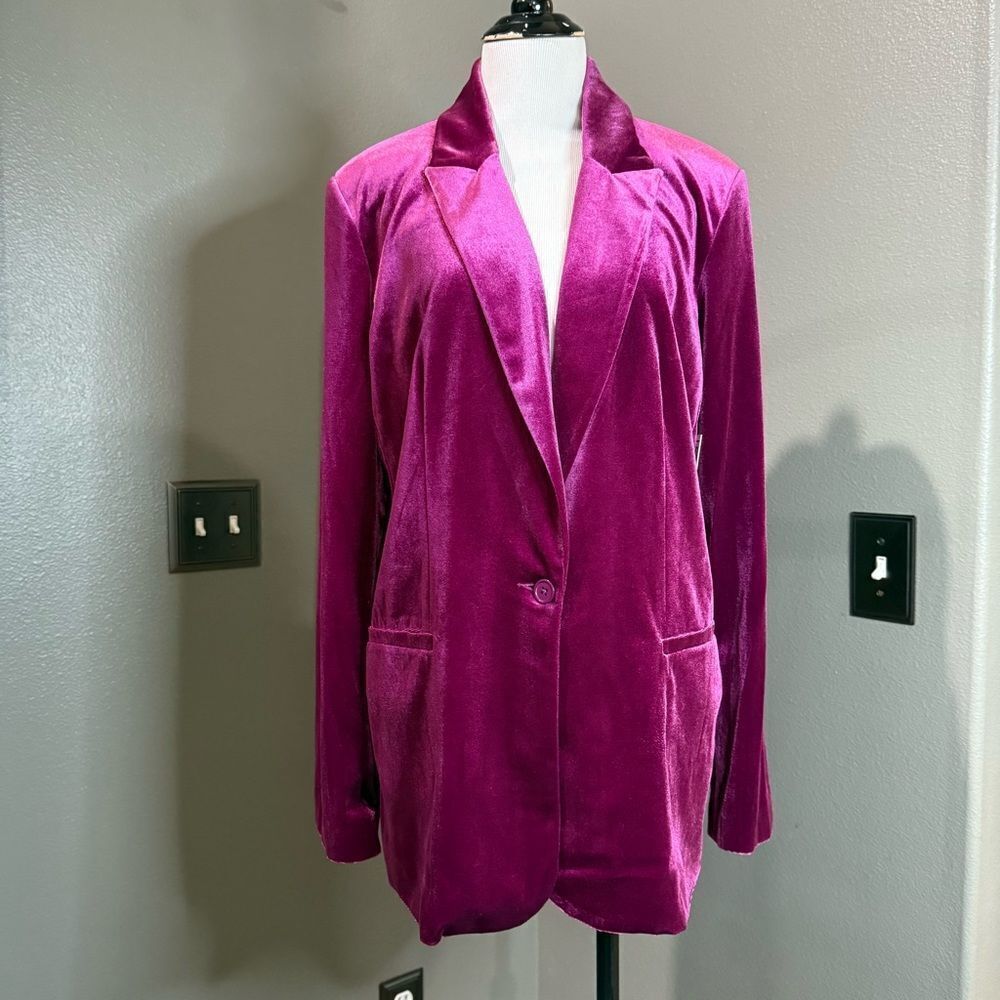 Nine West Pink Blazer with Plush Texture